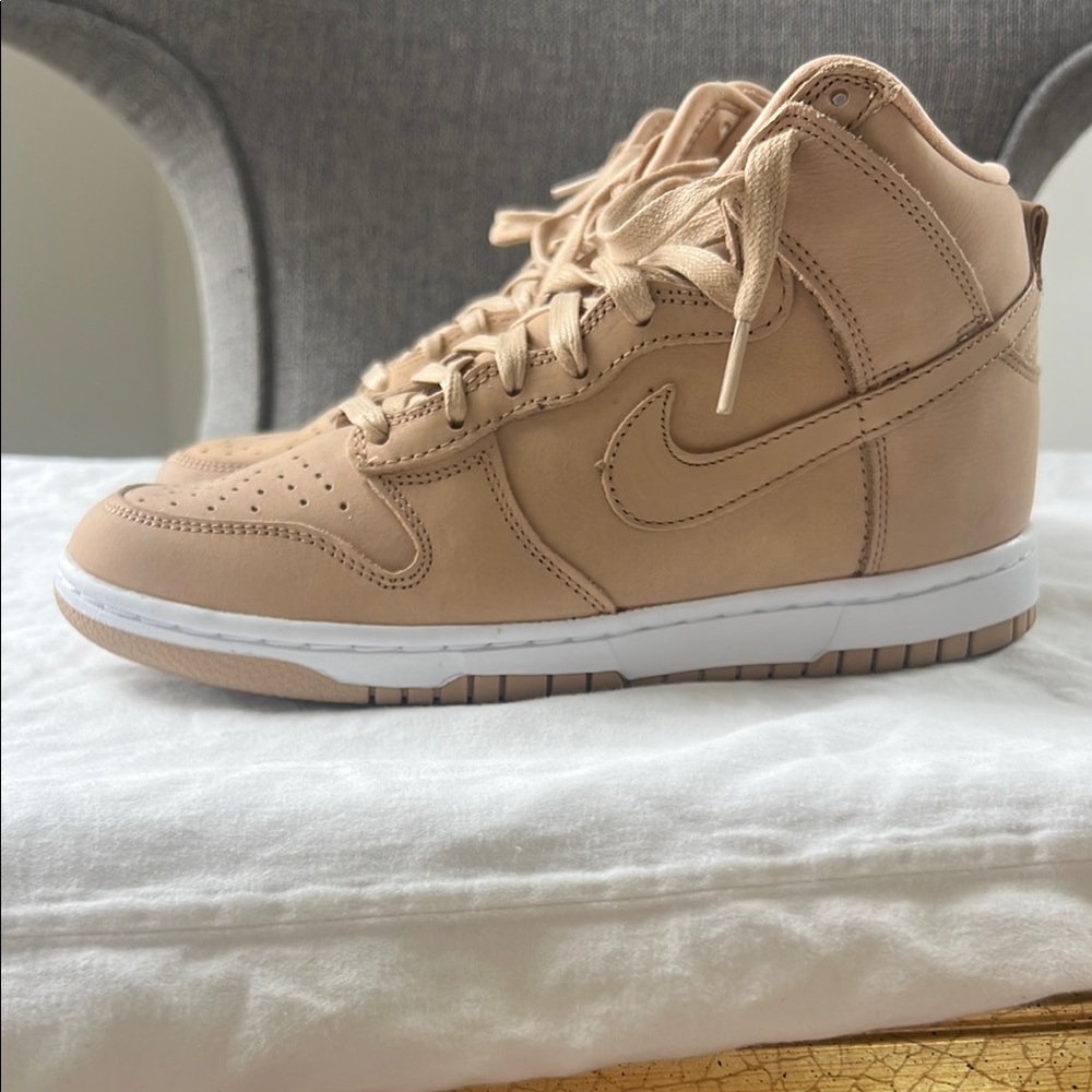 Nike Beige High-Top Sneakers